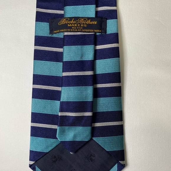 Brooks Brothers Marker Neck Tie - Blue Stripes - Picture 2 of 2